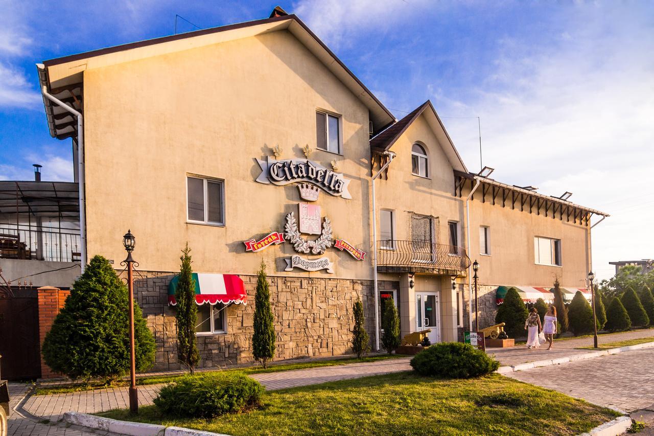 Citadella Hotel Skadovsʼk Esterno foto